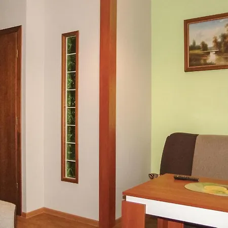 1 Bedroom Stunning In Apartment Wladyslawowo